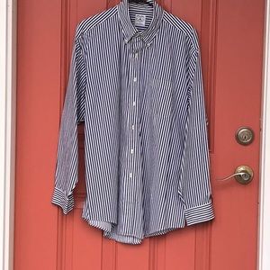 Classic Brooks Brothers button down sport shirt; large